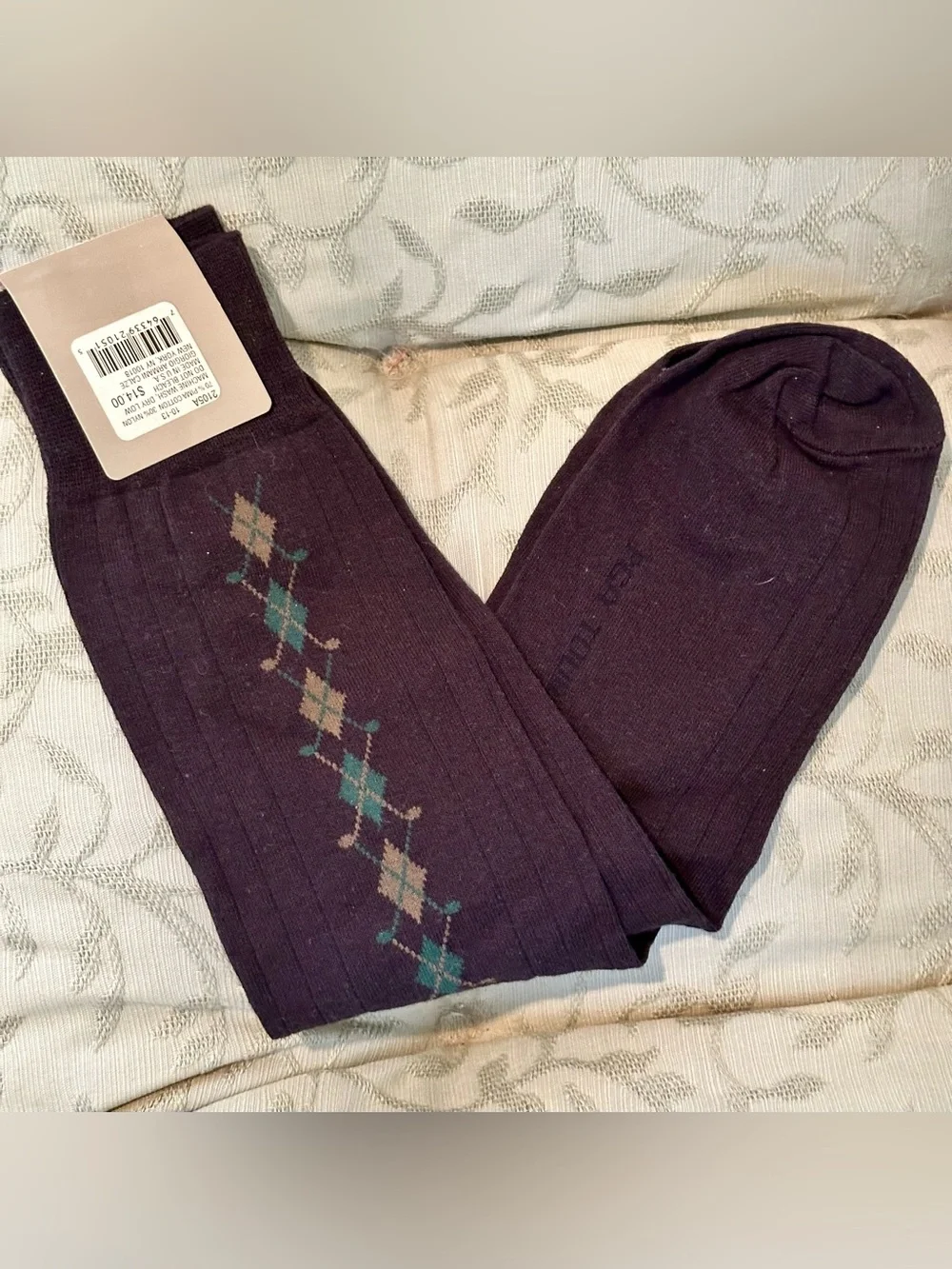 NWT Giorgio Armani Dark Navy Men's Socks with Subtle Teal Detail